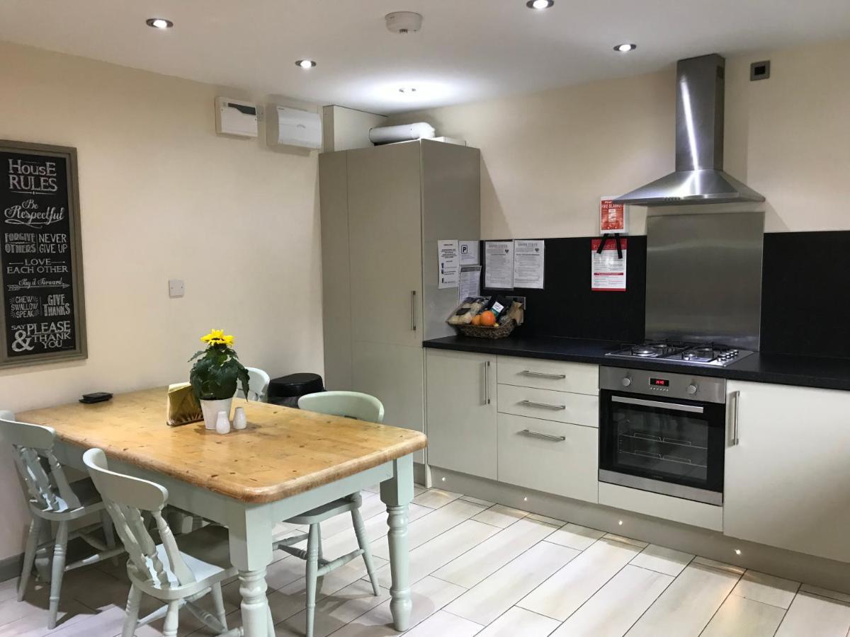 マトロック Riber Retreat, Matlock, Derbyshireヴィラ エクステリア 写真
